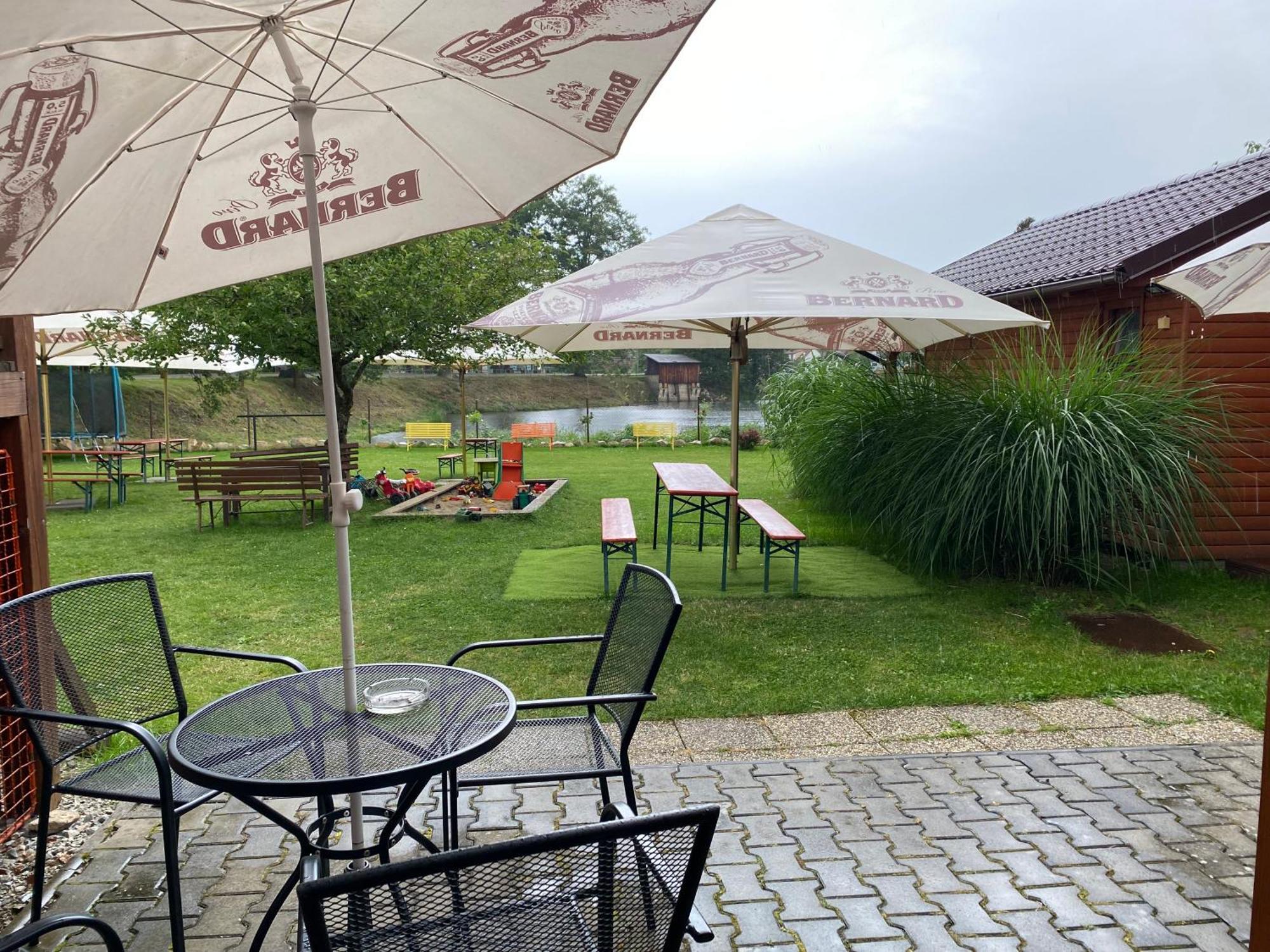 Ubytovani Na Hrazi Stankov  Exterior foto